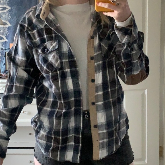 Flannel - Picture 1 of 3